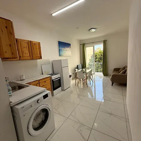 Apartmán 2-bedroom In R1a *